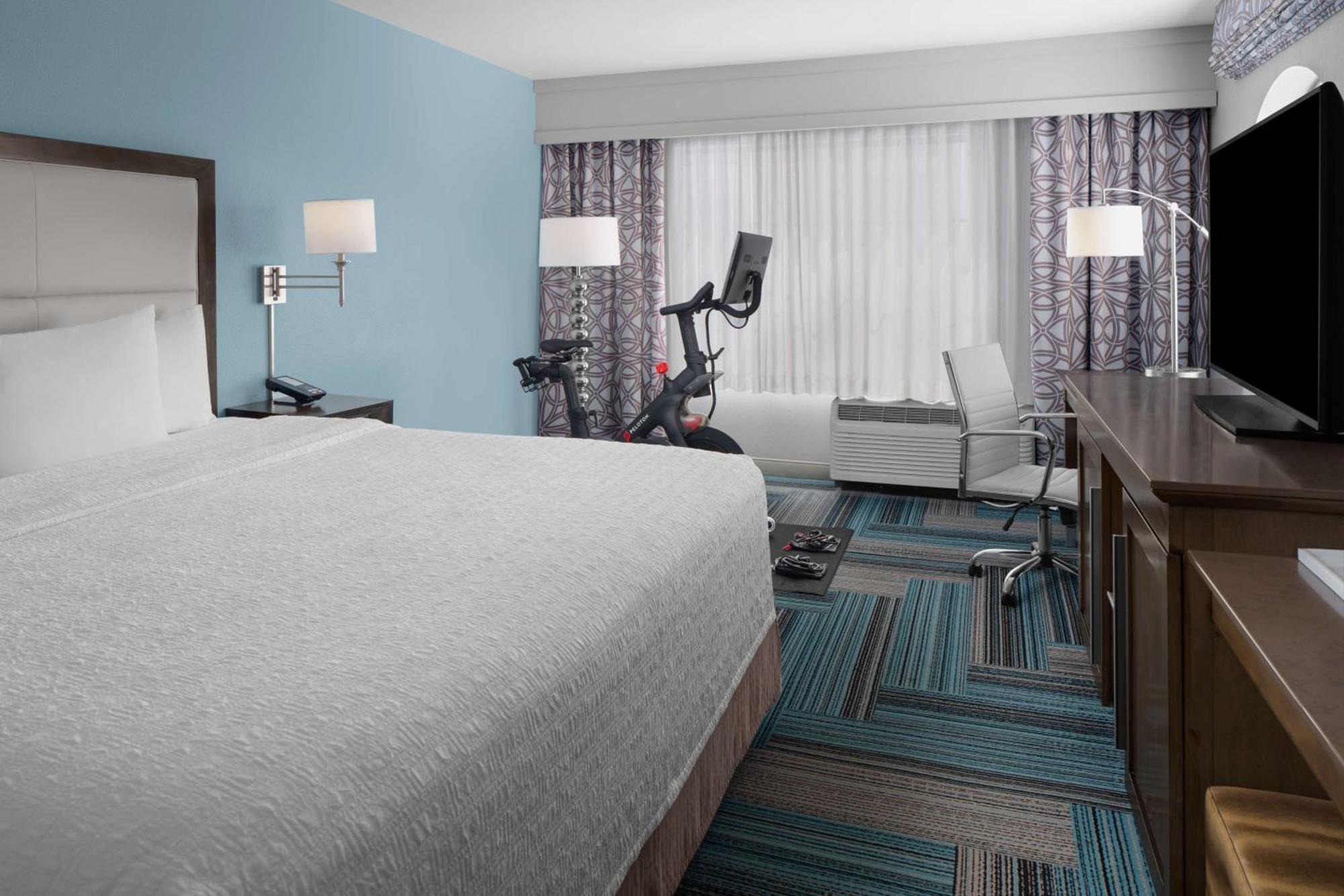 Hampton Inn San Diego Downtown Exterior photo
