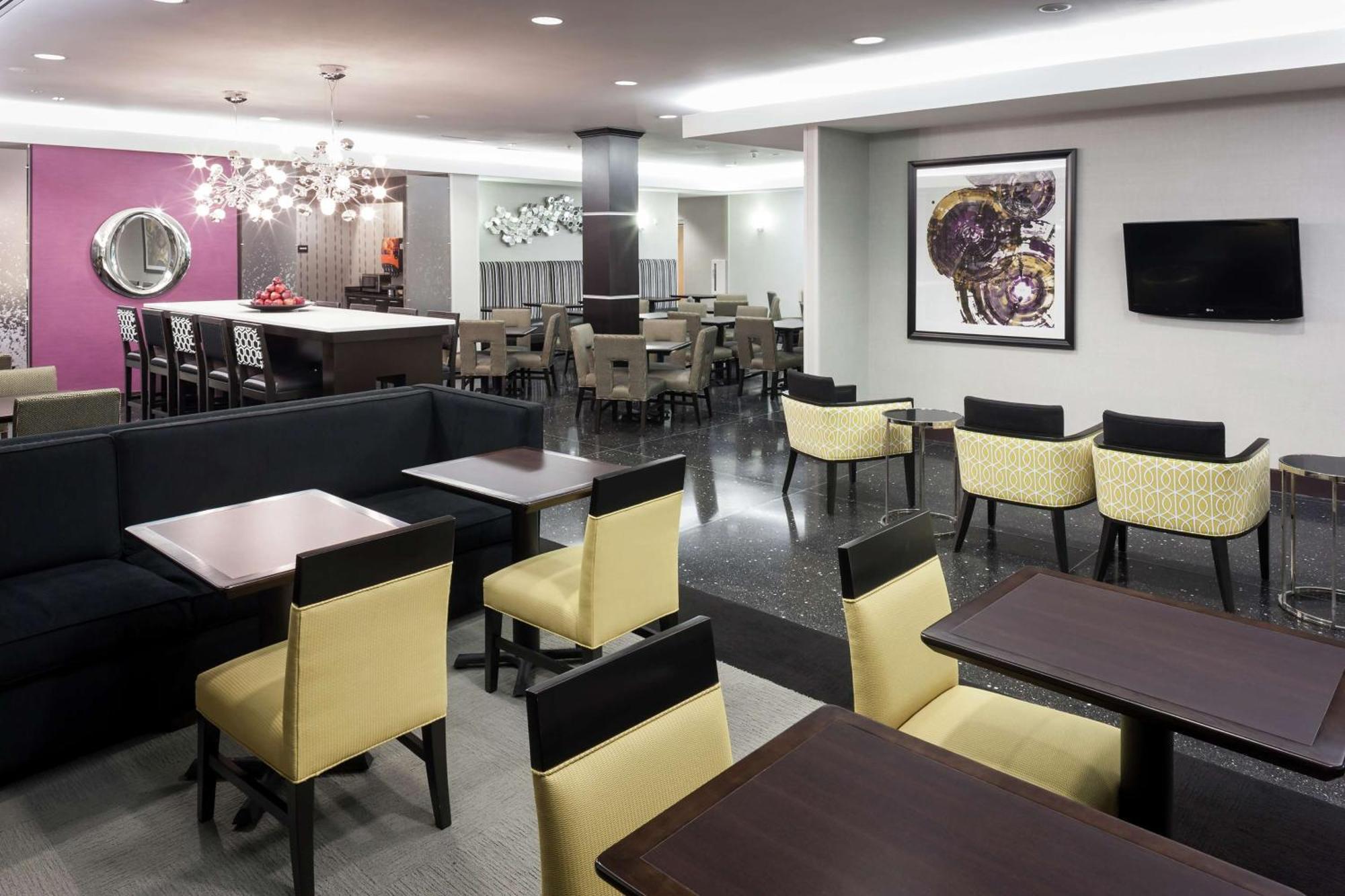 Hampton Inn San Diego Downtown Exterior photo