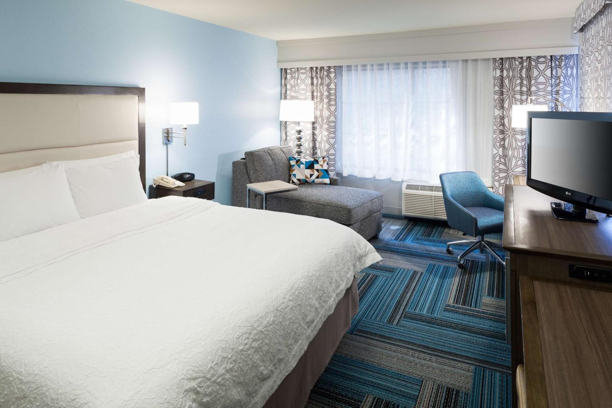 Hampton Inn San Diego Downtown Exterior photo